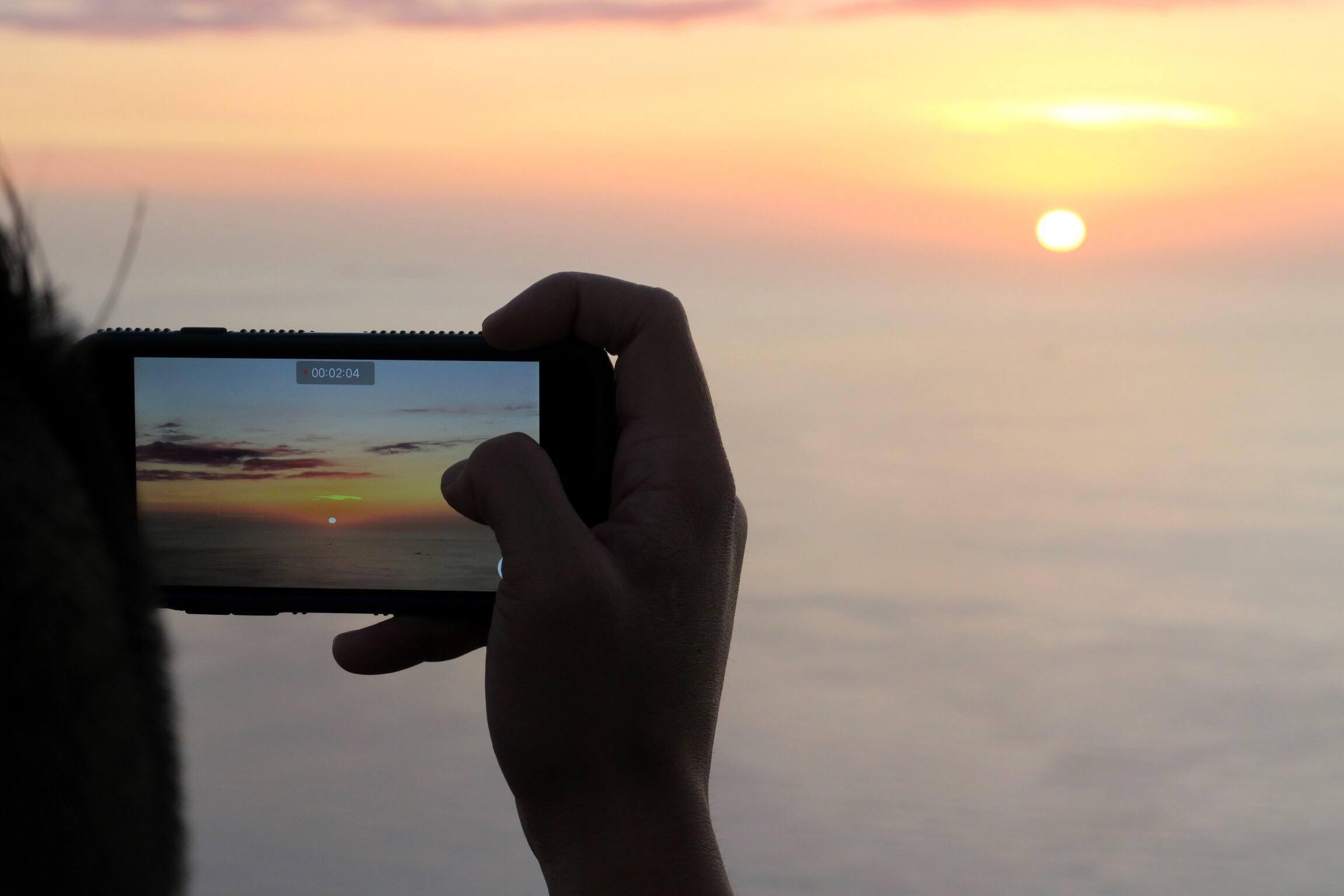 Ota valokuva tallentaessasi videota iPhonella