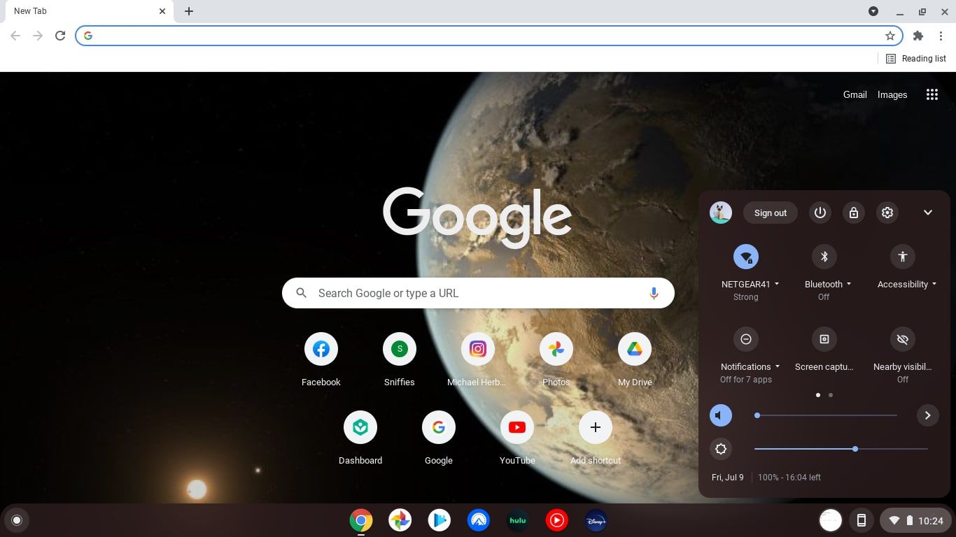 Esteettömyys Chromebookin tehtäväpalkissa