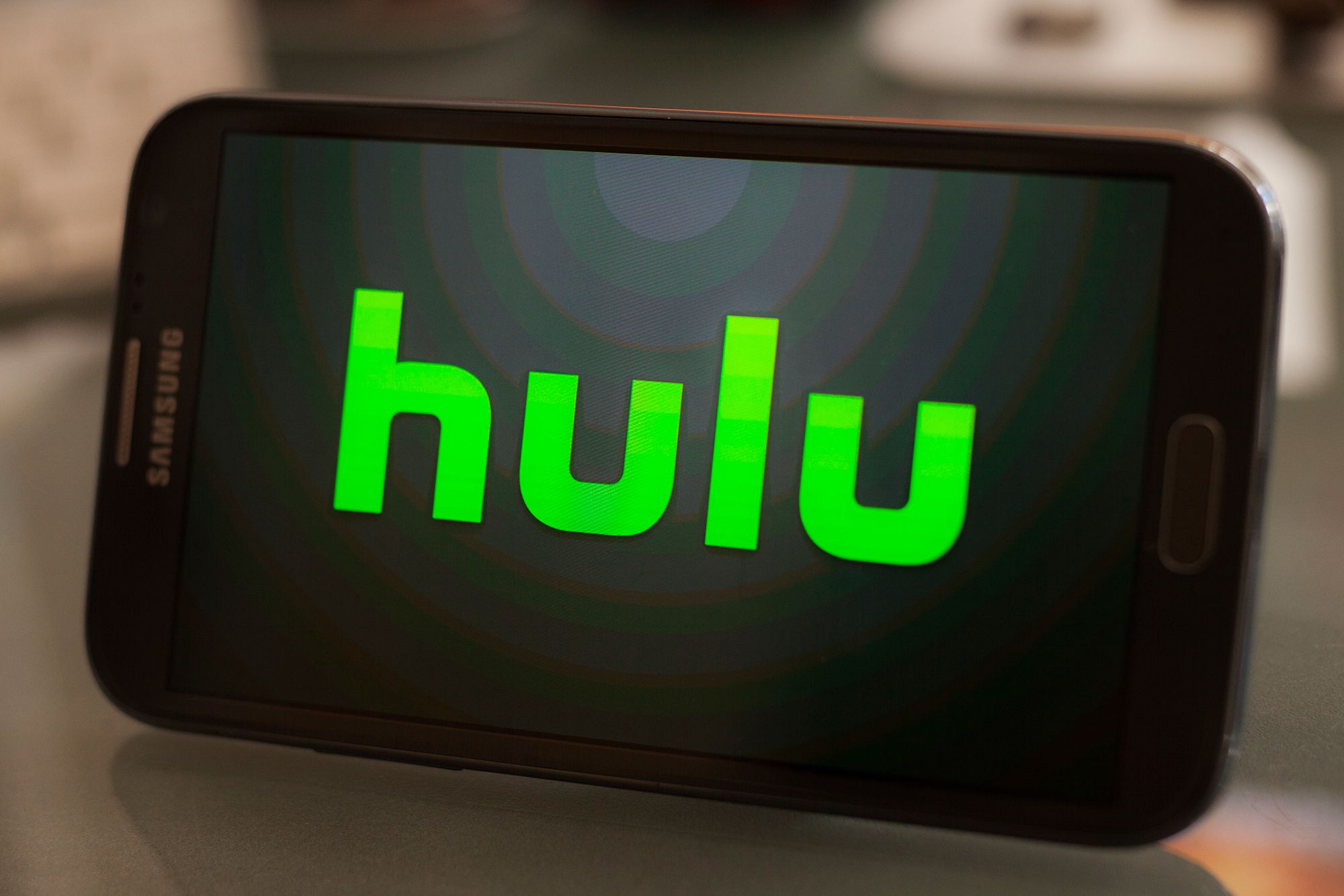 Hulu 57d1df703df78c71b635d239