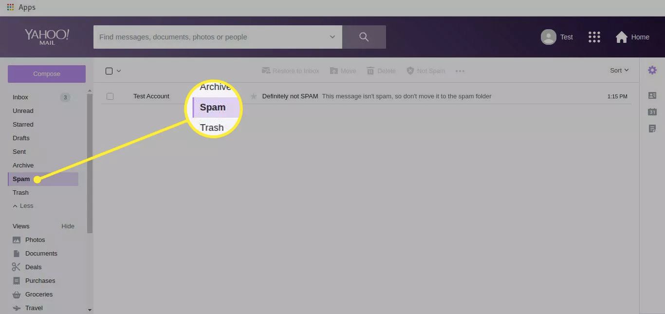 Yahoo Mail -postilaatikko, jossa Roskapostikansio korostettuna