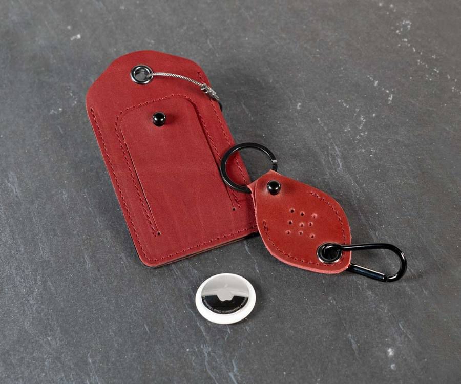 airtag keychain luggage tag waterfield designs e3558ac7ea8f4733bd3c91c3f9a50ea0