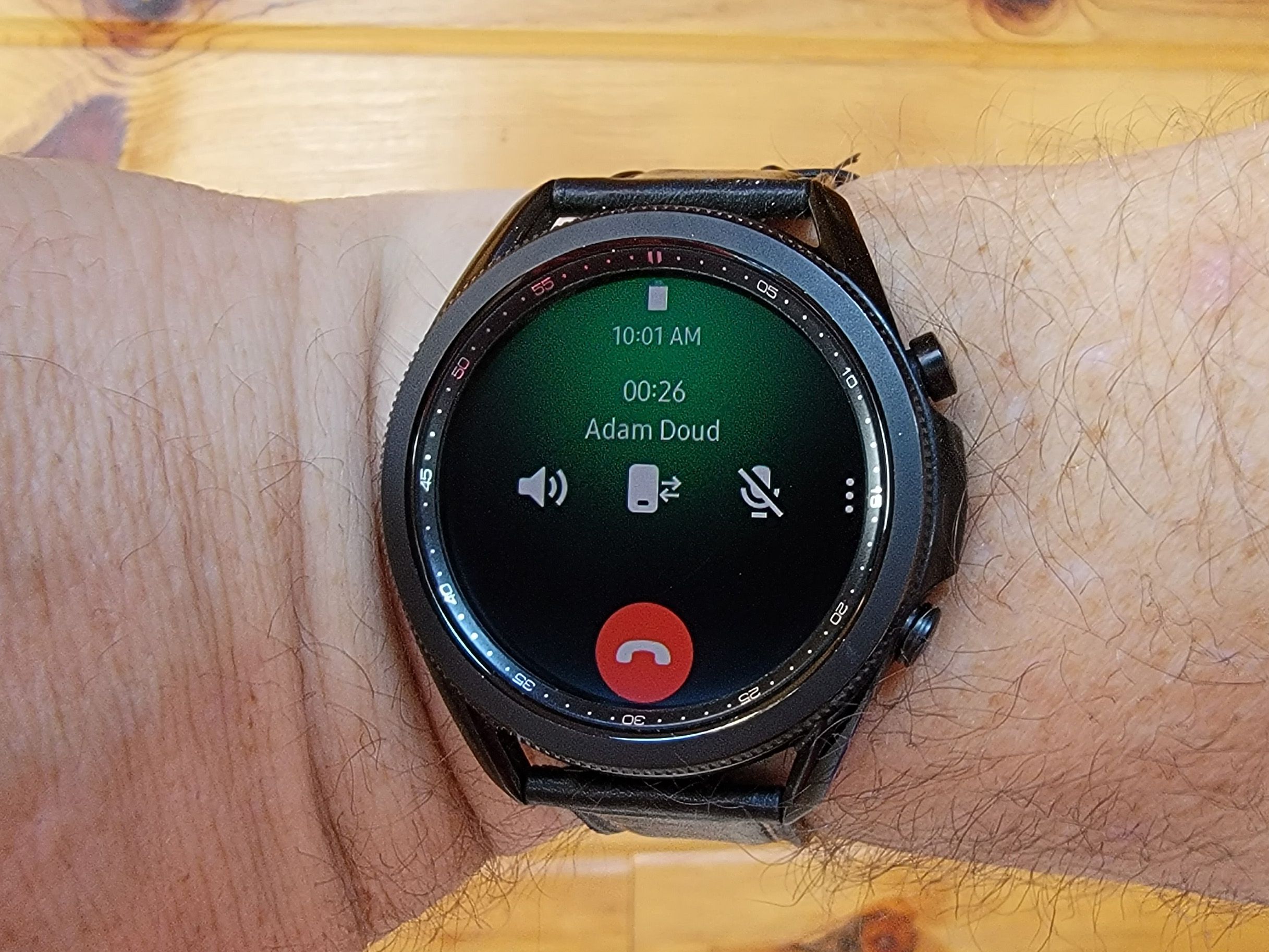 how to answer galaxywatch leader 5171a690f0e047f78a30a9e450e81230