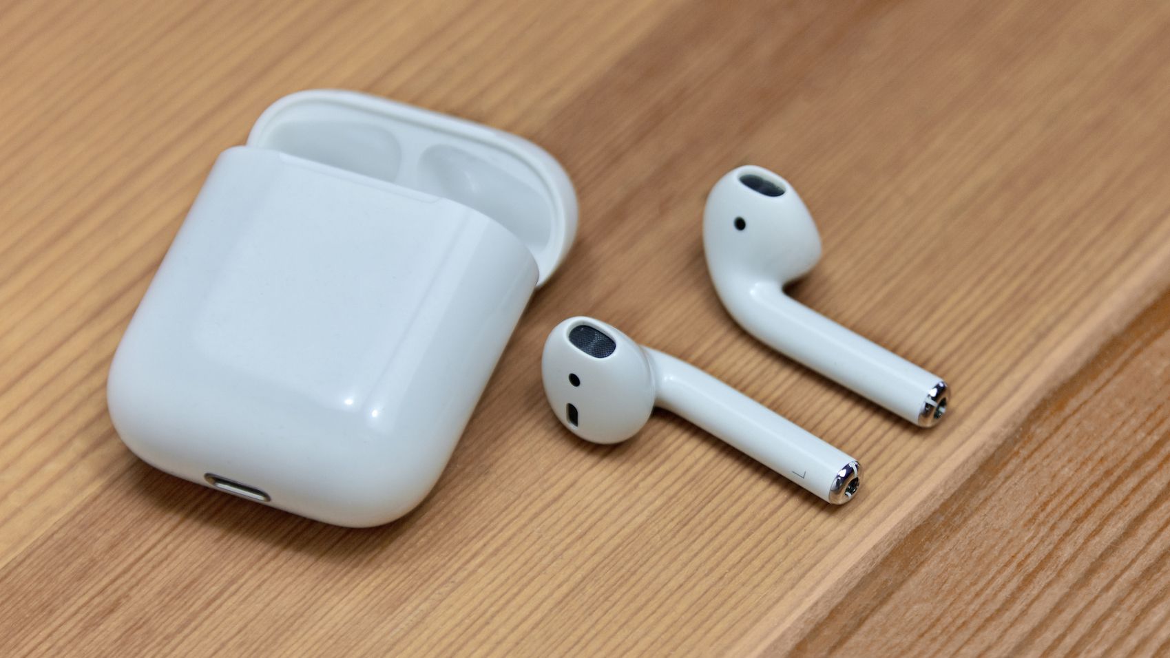 how to clean your airpods case 6 31f17971f08a417da6d64961c32ac3ba