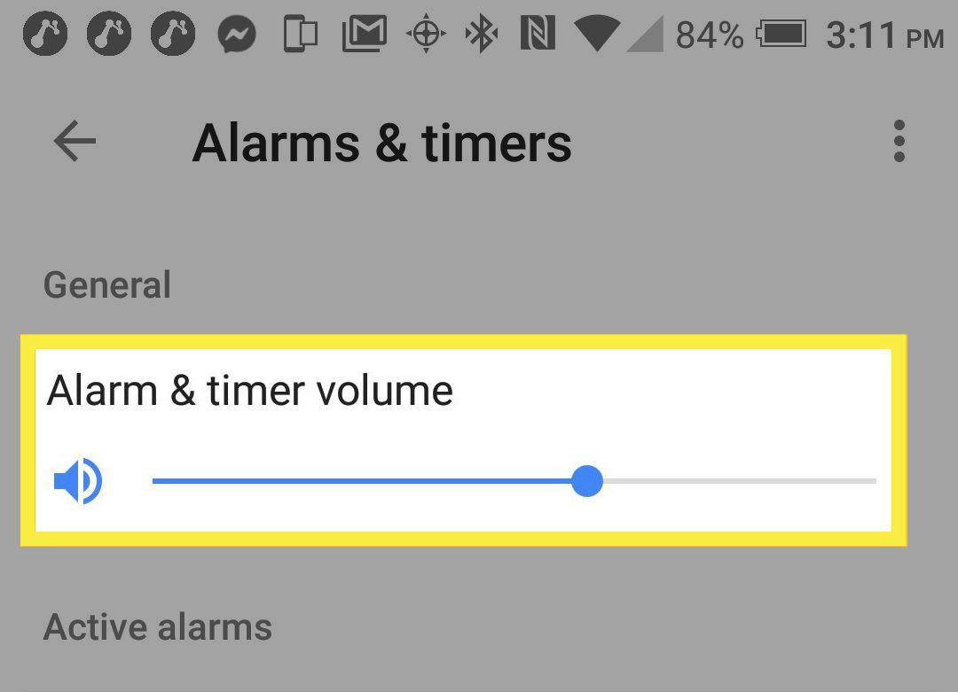 Google Home -sovellus, äänenvoimakkuuden liukusäädin hälytyksen/ajastimen äänenvoimakkuutta varten.