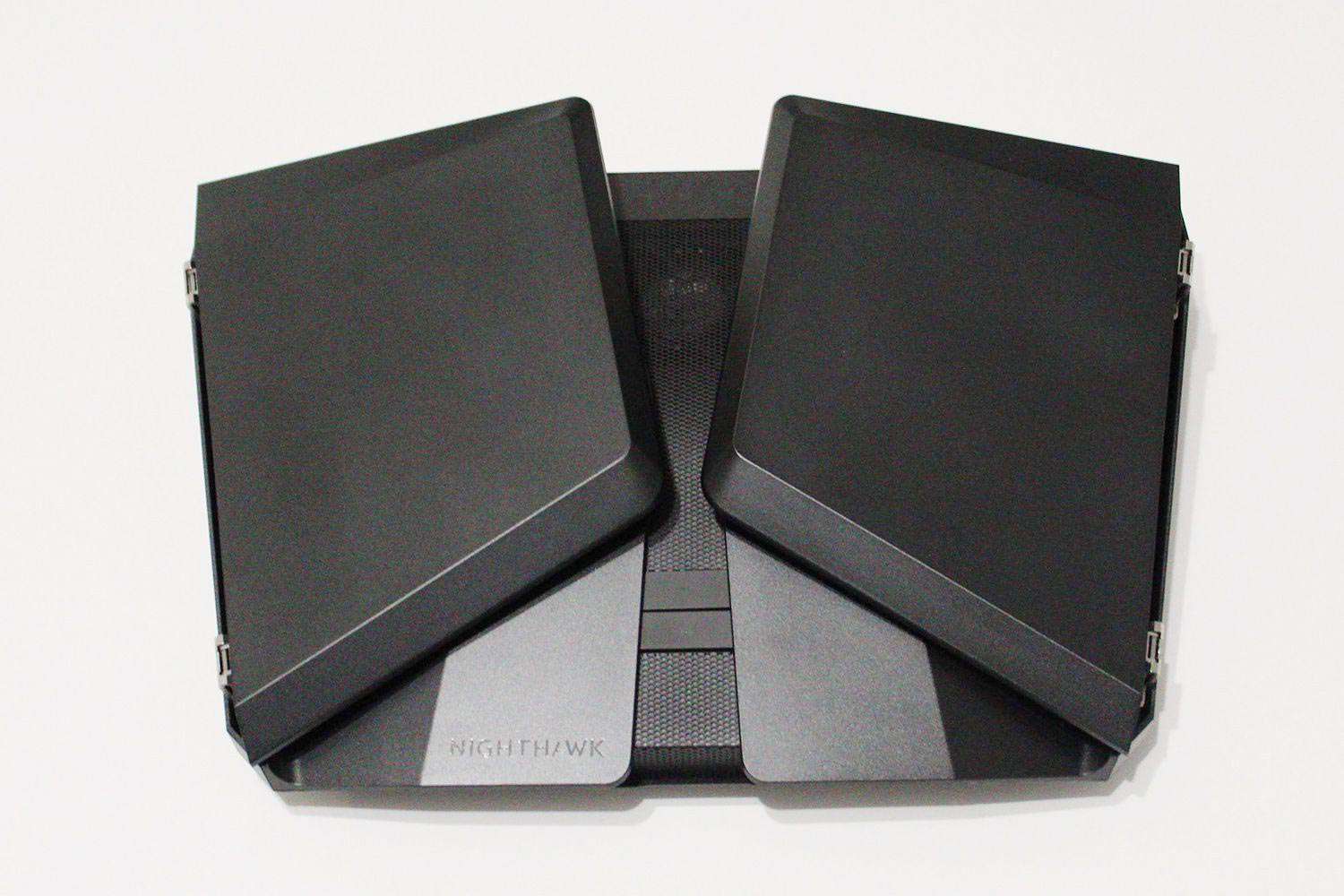 Netgear Nighthawk AX12