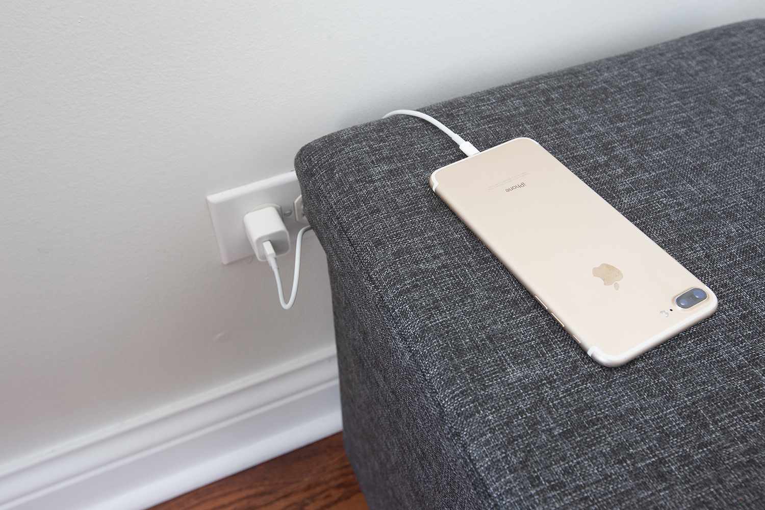 Apple Lightning - USB-kaapeli (6 jalkaa)