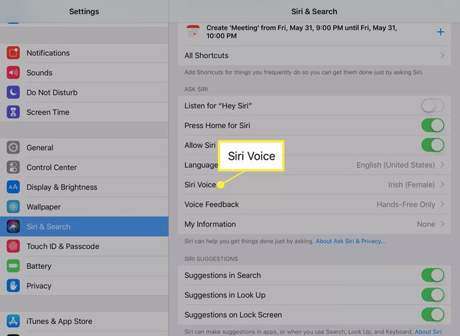 Siri Voice -vaihtoehto iOS:n Siri & Search -näytössä