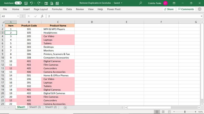 Excel-laskentataulukko, jossa on päällekkäisiä rivejä