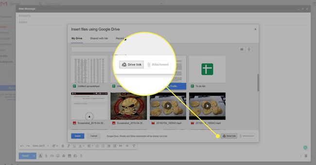 Kuvakaappaus Gmailin "Lisää tiedostot" -ikkunasta, jossa "Drive Link"- ja "Attachment"-painikkeet on korostettu