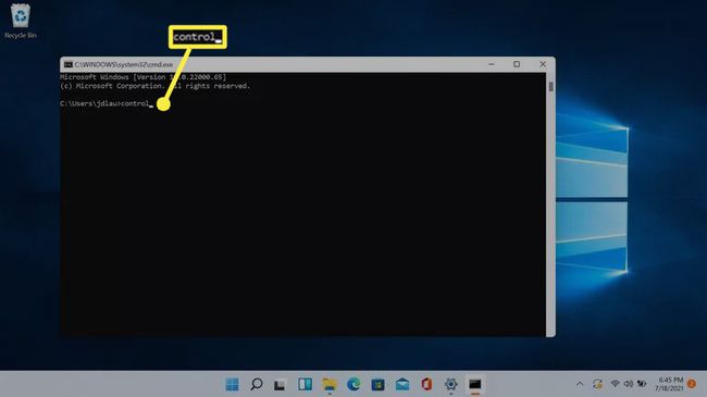Windows 11:n komentokehotteeseen syötetty ohjauskomento