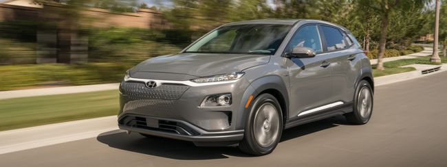 Vuoden 2021 Hyundai Kona sähköauto.