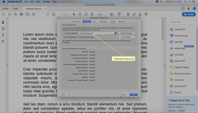 Adobe Acrobat Pro DC, jossa asiakirjan ominaisuudet on auki ja suojausmenetelmä korostettuna PDF-tiedostoa varten