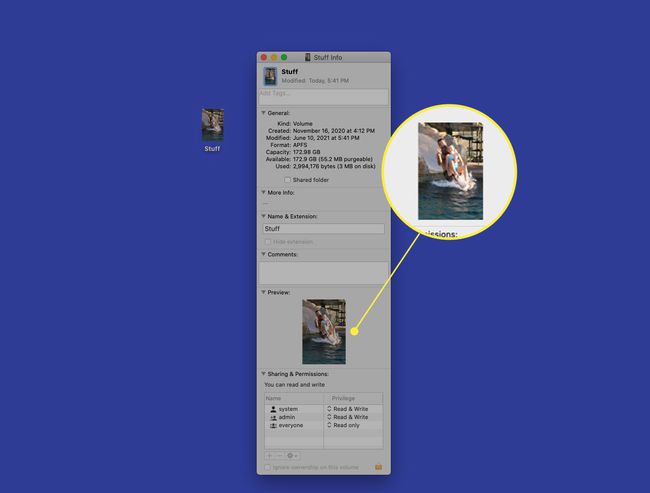 Desktop Drive saa tietoruudun, jossa on korostettuna uuden valokuvan kuvake