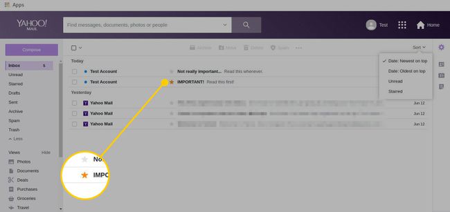 Yahoo Mail -postilaatikko, jossa on kuvake tähdellä merkityn viestin vieressä