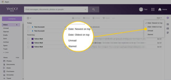 Yahoo Mail -postilaatikko, jossa lajitteluvaihtoehdot korostettuina