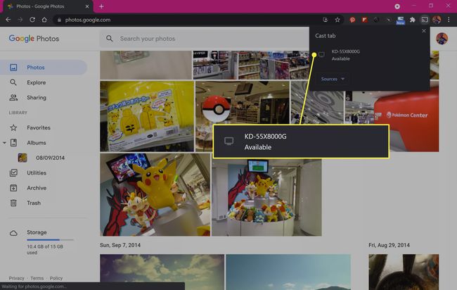 Google Photos -sivusto Google Chrome -selaimessa, jossa Smart TV näkyy Cast-asetuksissa.