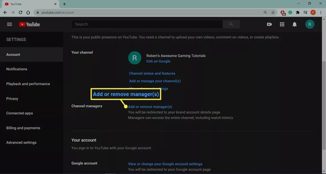 Lisää tai poista ylläpitäjiä YouTube-kanavan asetuksissa