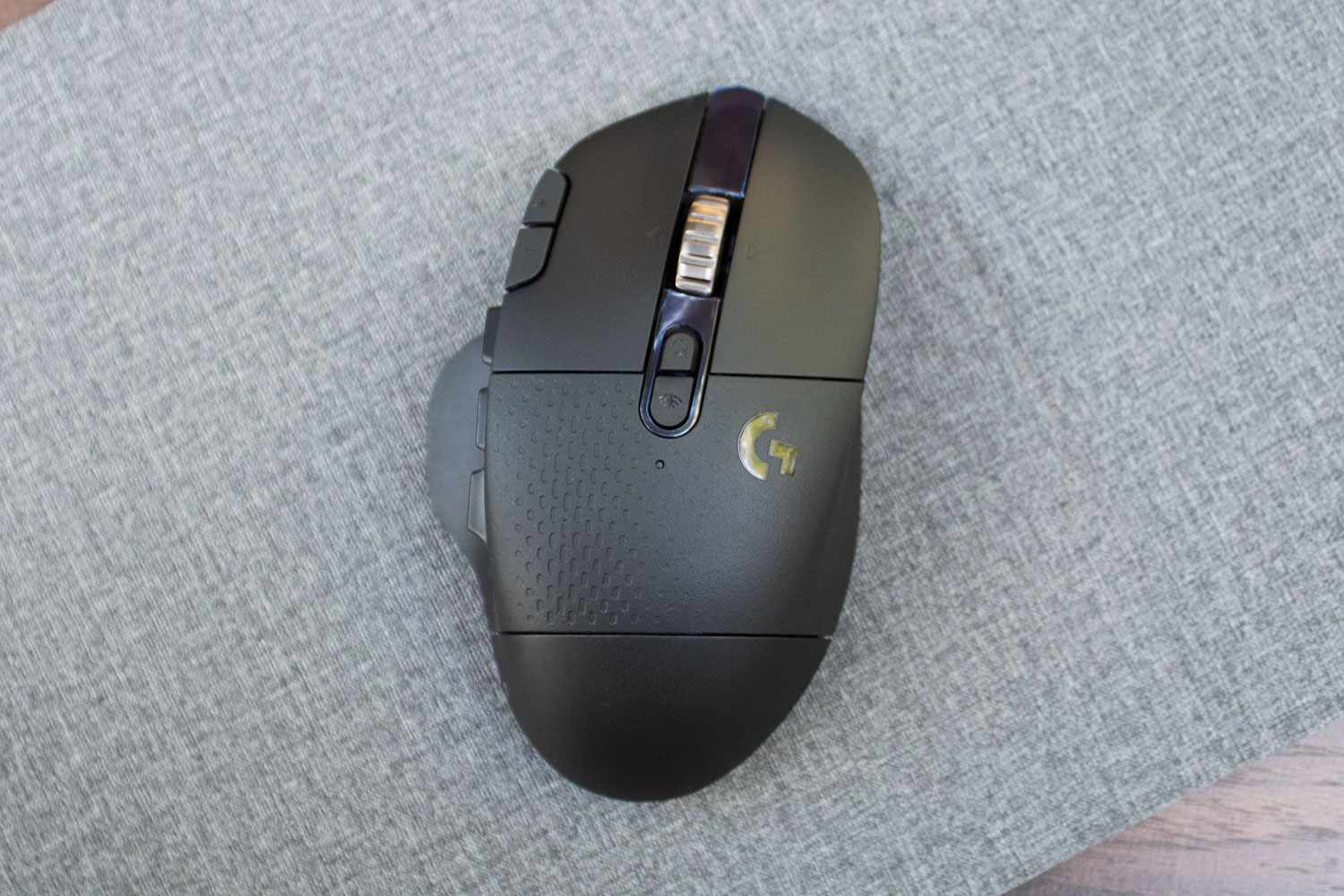 Langaton Logitech G604 Lightspeed -pelihiiri