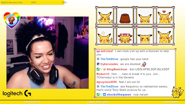 Katie Robinson / Pikachulita Twitchissä suoratoiston aikana.