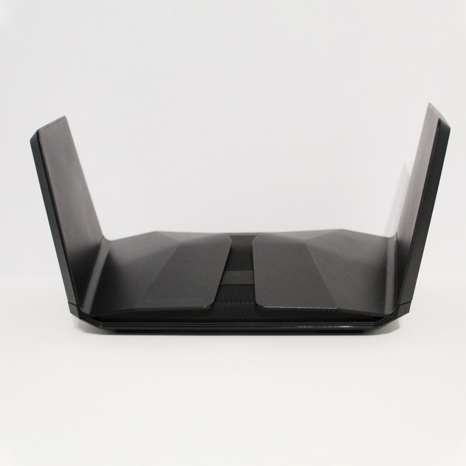 NetGear LongRangeRouters Nighthawk RAX120 HeroSquare 61fda9713bb44c89bf3c2f1f74386bee