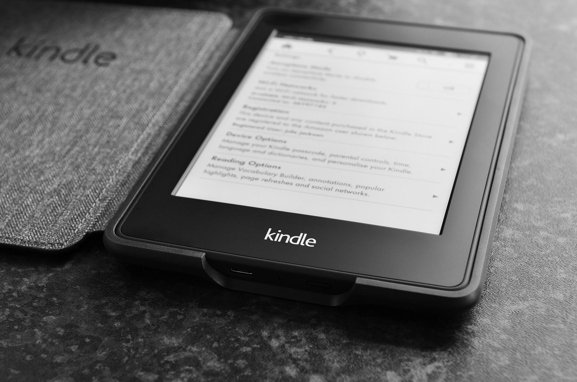 kindle update 1560728 1920 400773d7b5a24bd28089ebc2b8068d70