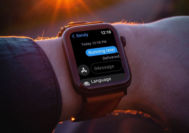 Kuinka käyttää mukautettua vastausta Apple Watchissa