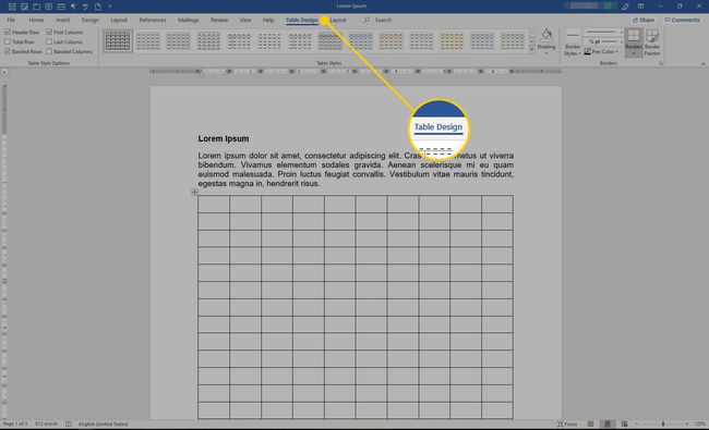 Microsoft Word, jossa Table Design -otsikko korostettuna