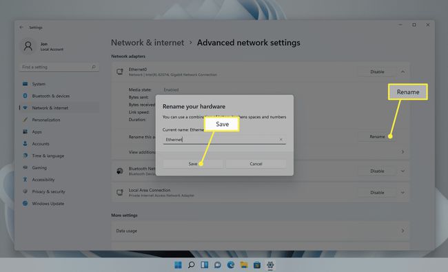 Nimeä uudelleen ja tallenna korostettuna Windows 11:n lisäverkkoasetuksissa