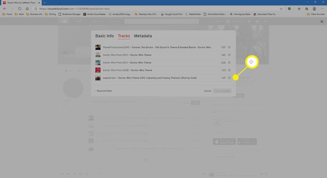 Valitse kappale, jonka haluat poistaa SoundCloud-soittolistasta verkossa.
