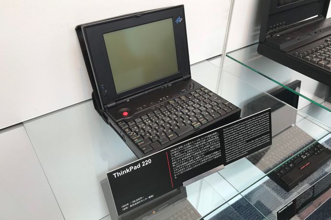 Lenovo ThinkPad 220.  vuodesta 1993