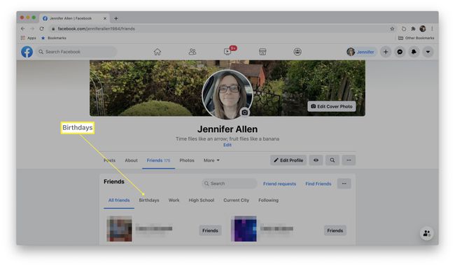 Facebook-profiilin ystävälista, jossa on merkityt syntymäpäivät
