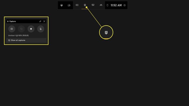 Xbox Game Bar avautuu Capture-ikkunalla ja kuvakkeella korostettuna