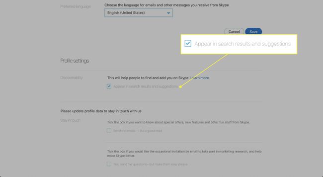 Kuvakaappaus Skypen profiiliasetussivusta, jossa näkyy "Näkyy hakutuloksissa ja ehdotuksissa" vaihtoehto korostettuna