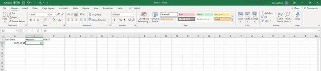 Lisää kuukausien määrä Excel-laskentataulukon B2:ssa näkyvään aloituspäivään.