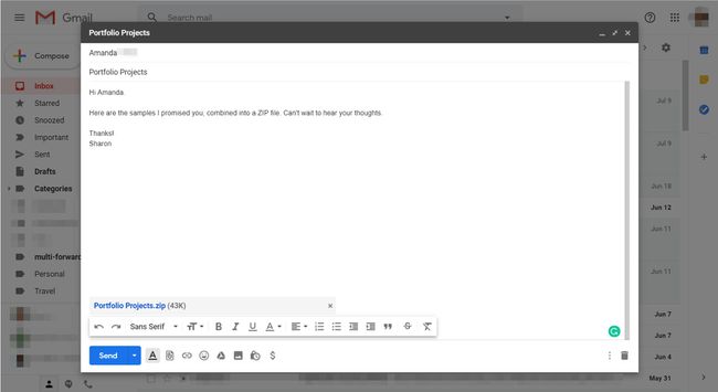 Gmailin kirjoitusikkuna, johon on liitetty ZIP-tiedosto