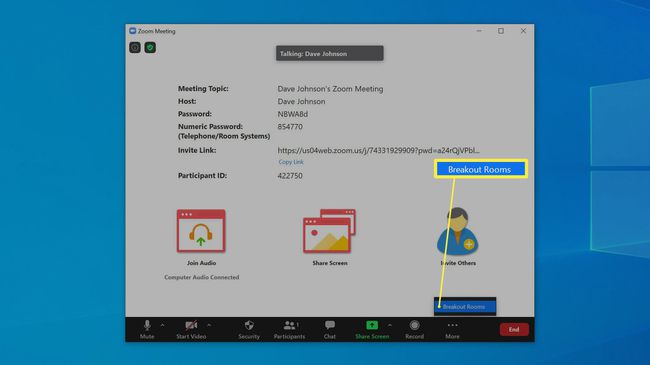 Windows 10:n Zoom-sovellus, jossa on Breakout Rooms Lisää-valikossa.