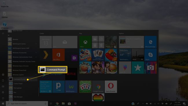 Komentorivi-valikkokohde Windows 10:n Käynnistä-valikon Windowsin järjestelmäkansiossa