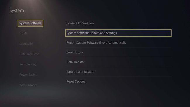 Valitse Järjestelmäohjelmiston päivitys ja asetukset PS5:n järjestelmäasetuksista.