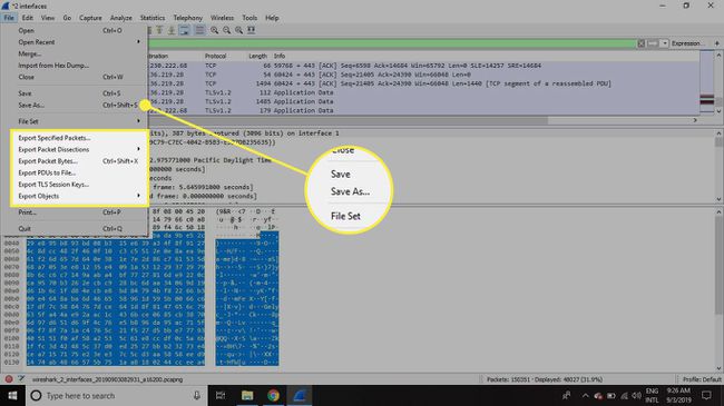 Kuvakaappaus Wiresharkista, jossa on Tallenna nimellä -komento ja vientiasetukset korostettuina