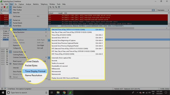 Näyttökaappaus Wiresharkista, jossa on Time Display Format -komento ja vaihtoehdot korostettuina