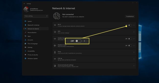 Wi-Fi-kytkin Windows 11:n asetuksissa.