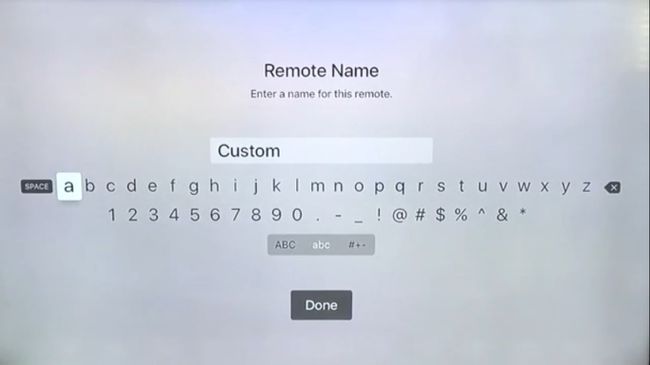 Anna halutessasi nimi kaukosäätimelle ja valitse Valmis.