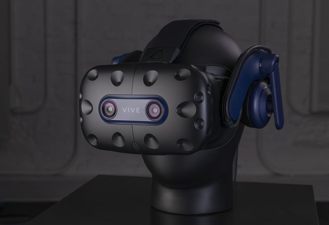 Vive Pro 2 mallinuken päällä