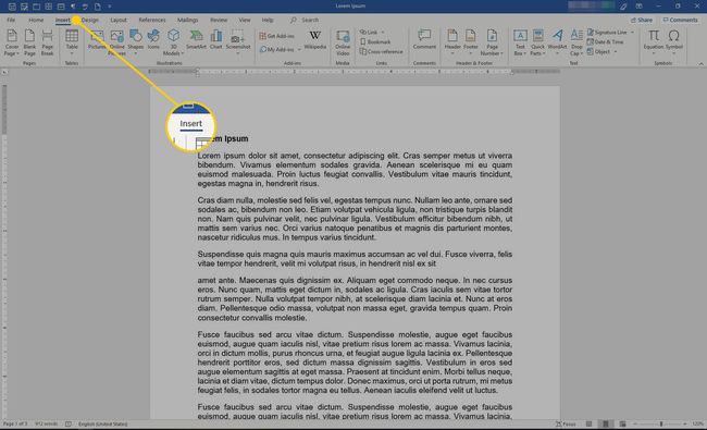 Microsoft Word, jossa Lisää-otsikko korostettuna