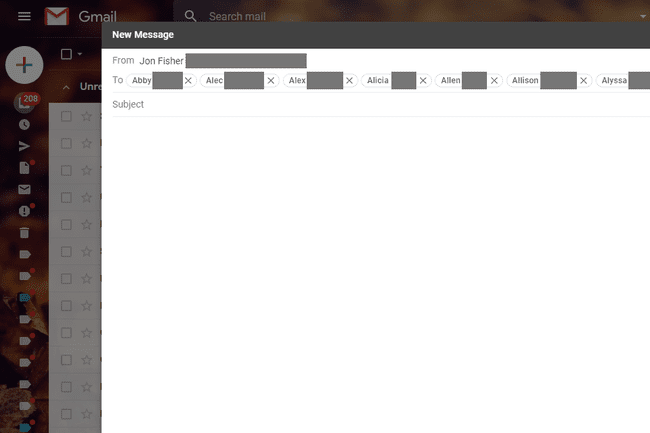 Näyttökaappaus, joka näyttää kuinka muokata Gmail-ryhmän vastaanottajia ennen sähköpostin lähettämistä