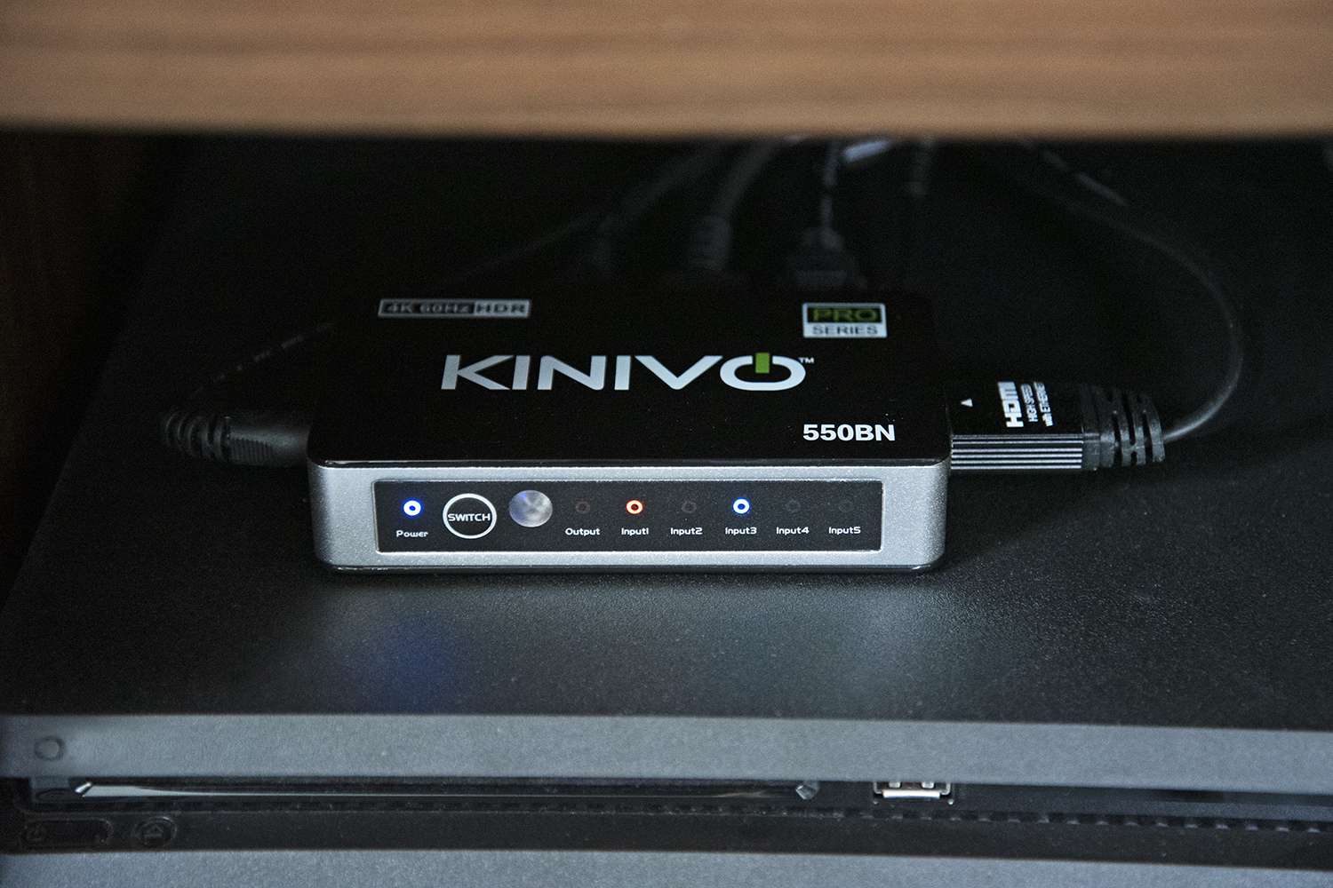 Kinivo 550BN HDMI-kytkin