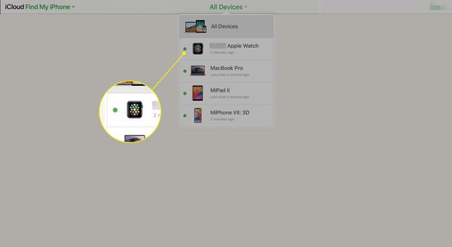 Apple Watch iCloudin Kaikki laitteet -valikossa