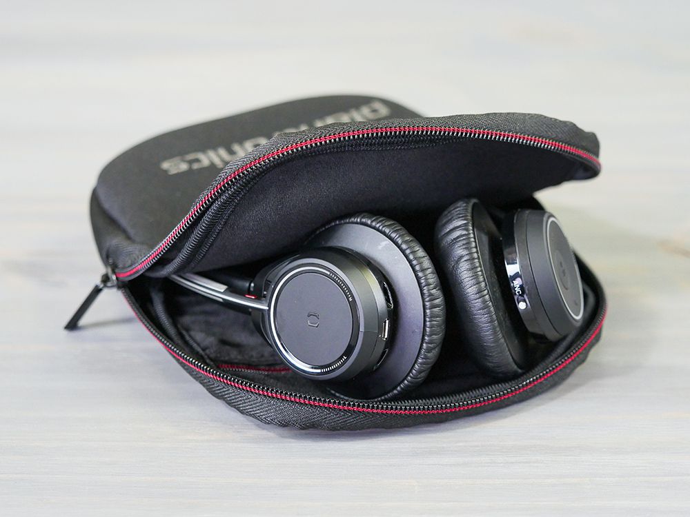 Plantronics Voyager Focus UC