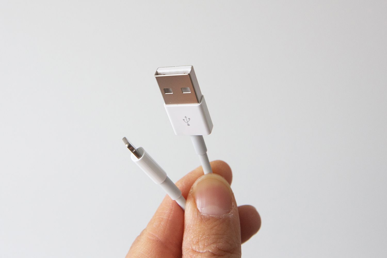 Apple Lightning - USB-kaapeli (3 jalkaa