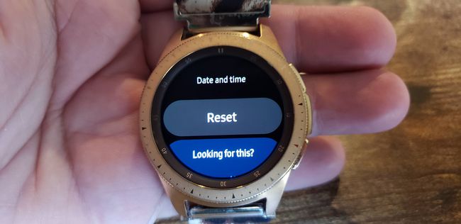 Samsung Galaxy Watchin asetukset ja Reset-alivalikko.